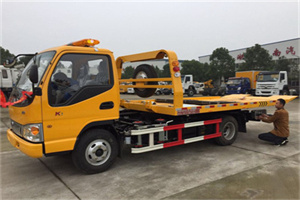 安平哪里有拖车服务