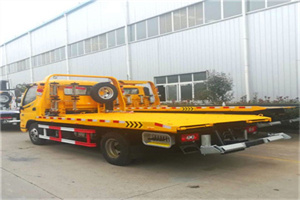 安平附近拖车救援搭电